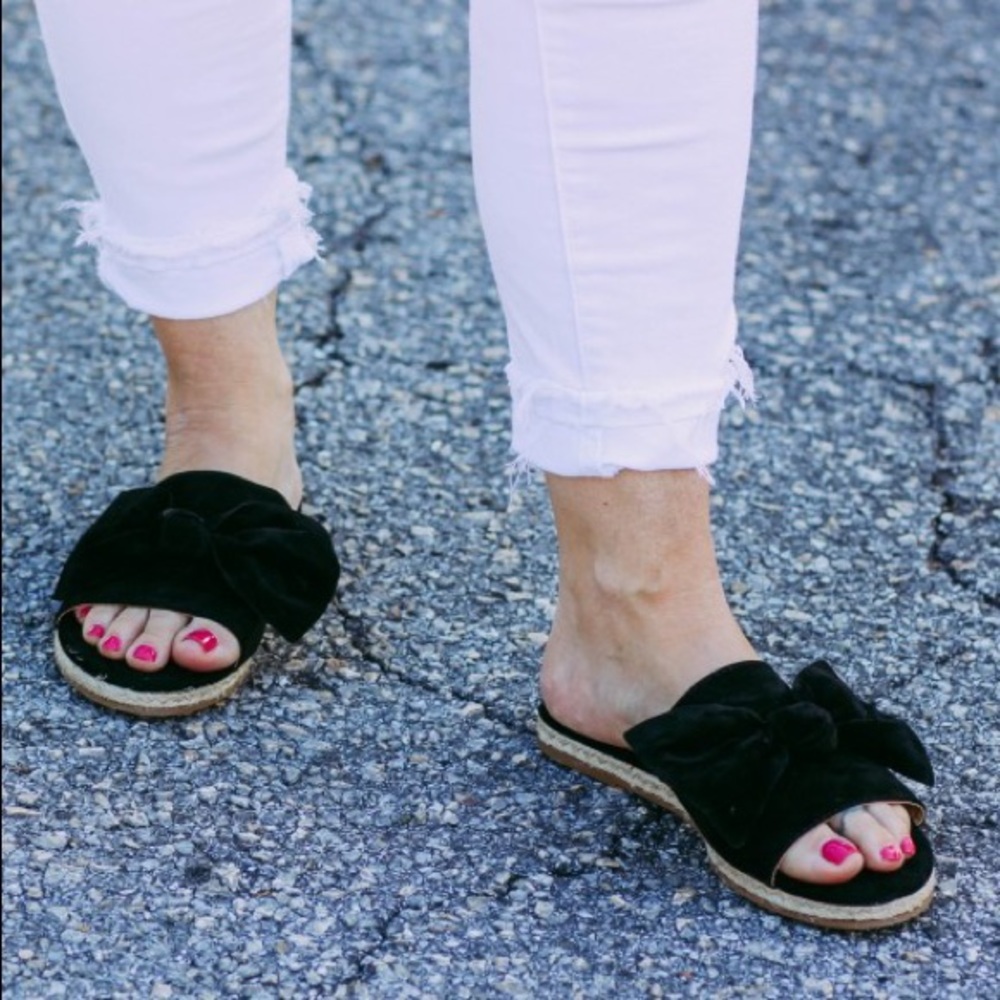 Poppy - Black Sandal